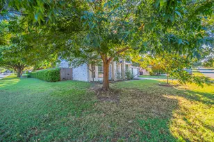 1240 Trinity Dr, Benbrook, TX 76126 - Photo 29