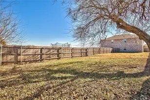 702 E College St, Princeton, TX 75407 - Photo 27