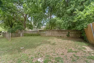 320 E Franklin St, Hillsboro, TX 76645 - Photo 35