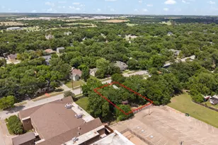 320 E Franklin St, Hillsboro, TX 76645 - Photo 37