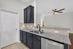 1016 Camp Verde Dr, Forney, TX 75126 - Photo 11