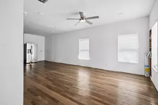2830 Tanner St, Dallas, TX 75215 - Photo 3