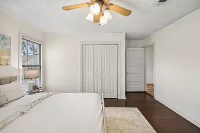4821 Calmont Avenue, Fort Worth, TX 76107 - Photo 19