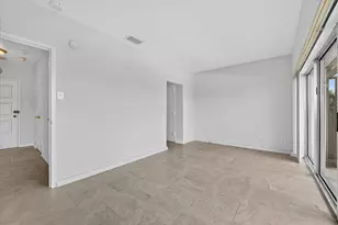 6211 W Northwest Hwy, Dallas, TX 75225 - Photo 19