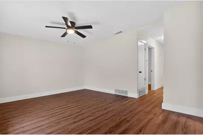 12415 Kleberg Road, Dallas, TX 75253 - Photo 13