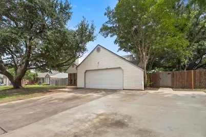 508 Sage Lane, Euless, TX 76039 - Photo 3