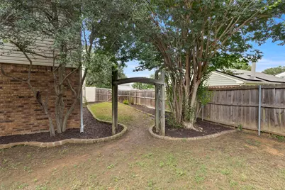 508 Sage Lane, Euless, TX 76039 - Photo 9