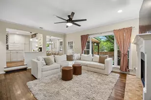10008 Lakedale Dr, Dallas, TX 75218 - Photo 9