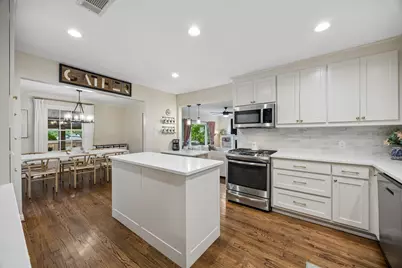 10008 Lakedale Drive, Dallas, TX 75218 - Photo 13