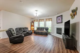 7234 Summit Parc Dr, Dallas, TX 75249 - Photo 5