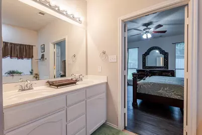 7234 Summit Parc Drive, Dallas, TX 75249 - Photo 23