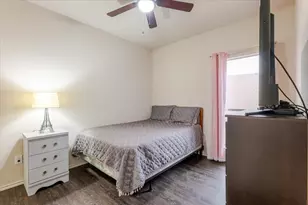 7234 Summit Parc Dr, Dallas, TX 75249 - Photo 17