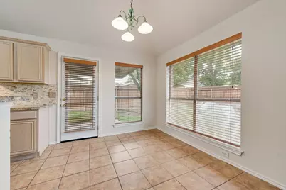 425 Alpine Drive, DeSoto, TX 75115 - Photo 17