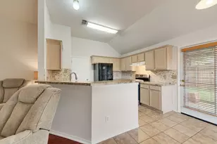 425 Alpine Dr, DeSoto, TX 75115 - Photo 19