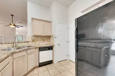425 Alpine Drive, DeSoto, TX 75115 - Photo 23