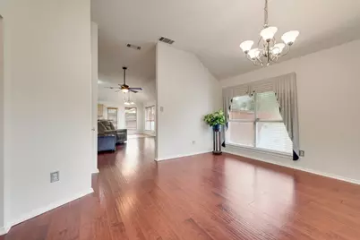 425 Alpine Drive, DeSoto, TX 75115 - Photo 11
