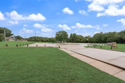425 Alpine Drive, DeSoto, TX 75115 - Photo 37
