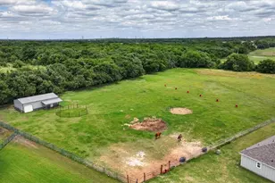 498 Dexter Ln, Poolville, TX 76487 - Photo 31