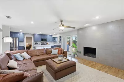 13051 Pennystone Drive, Farmers Branch, TX 75244 - Photo 15