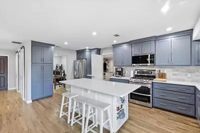 13051 Pennystone Drive, Farmers Branch, TX 75244 - Photo 19