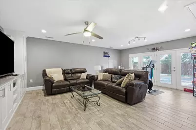 13051 Pennystone Drive, Farmers Branch, TX 75244 - Photo 21
