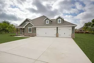 200 Clay Ranch, Valley View, TX 76272 - Photo 3