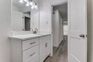 944 Old Orchard Rd, Garland, TX 75041 - Photo 9