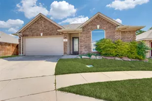 517 Lowery Oaks Trl, Fort Worth, TX 76120 - Photo 1