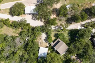 402 Aqua Way, Lake Bridgeport, TX 76426 - Photo 37