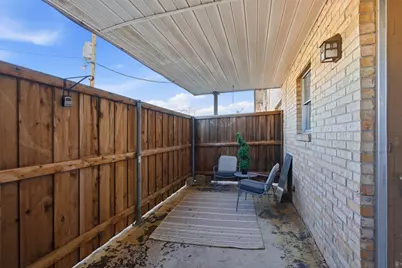 5817 Sandhurst Lane #B, Dallas, TX 75206 - Photo 19