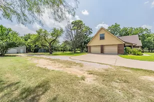 800 Stella Mae Dr, Fort Worth, TX 76028 - Photo 37