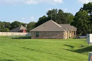 121-127 Sunburst Ct, Weatherford, TX 76087 - Photo 33