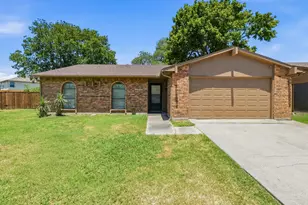 5821 Maiden Ln, Fort Worth, TX 76131 - Photo 1