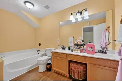 525 Berryhill Drive, Mansfield, TX 76063 - Photo 15