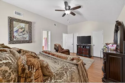 525 Berryhill Drive, Mansfield, TX 76063 - Photo 13