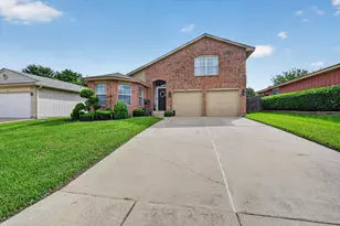 525 Berryhill Dr, Mansfield, TX 76063 - Photo 1