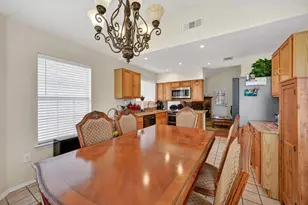525 Berryhill Dr, Mansfield, TX 76063 - Photo 9