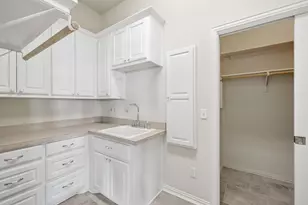 1614 Crow Creek Dr, Granbury, TX 76049 - Photo 15