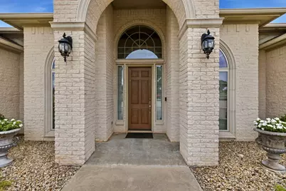 1614 Crow Creek Drive, Granbury, TX 76049 - Photo 5