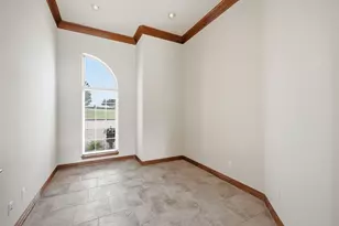 1614 Crow Creek Dr, Granbury, TX 76049 - Photo 9