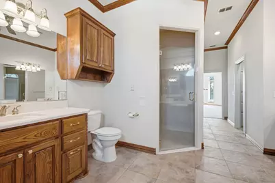 1614 Crow Creek Drive, Granbury, TX 76049 - Photo 21