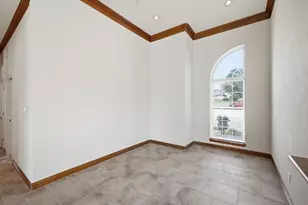 1614 Crow Creek Dr, Granbury, TX 76049 - Photo 11