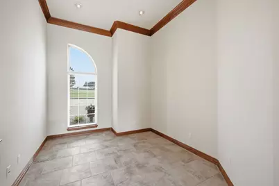 1614 Crow Creek Drive, Granbury, TX 76049 - Photo 9