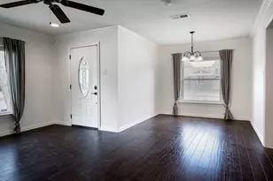 3950 Hawick Ln, Dallas, TX 75220 - Photo 7