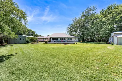 2826 Birchwood Lane, Commerce, TX 75428 - Photo 39