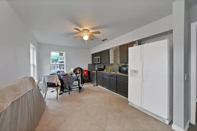 230 W Jerden Lane, Dallas, TX 75208 - Photo 23