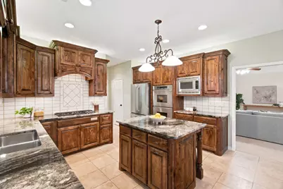 905 Silverthorne Trail, Highland Village, TX 75077 - Photo 3