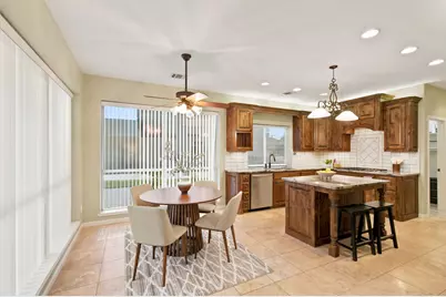 905 Silverthorne Trail, Highland Village, TX 75077 - Photo 5