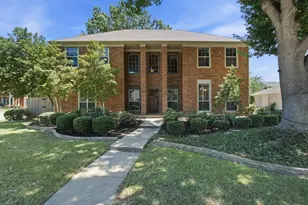 905 Silverthorne Trail, Highland Village, TX 75077 - Photo 1