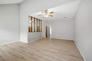 1040 Hillwood Dr, Saginaw, TX 76179 - Photo 13